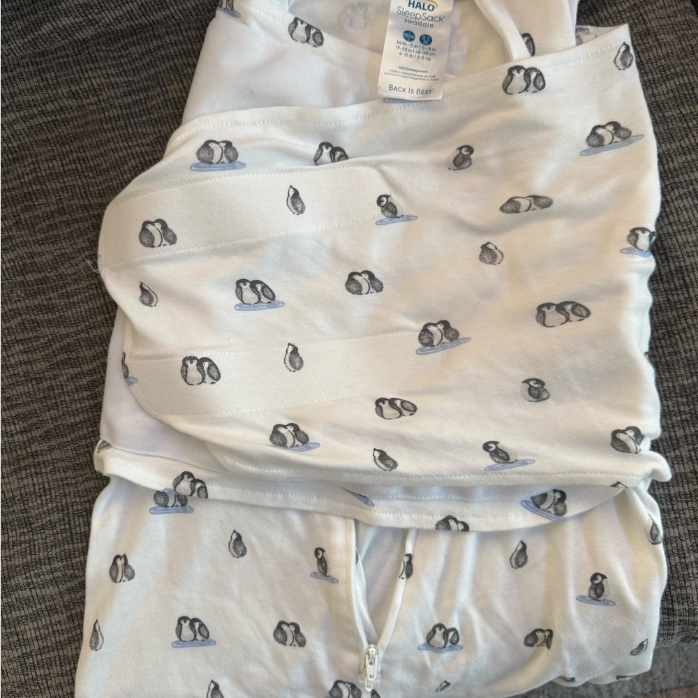 Halo Kids Pajamas - White with Penguin Print